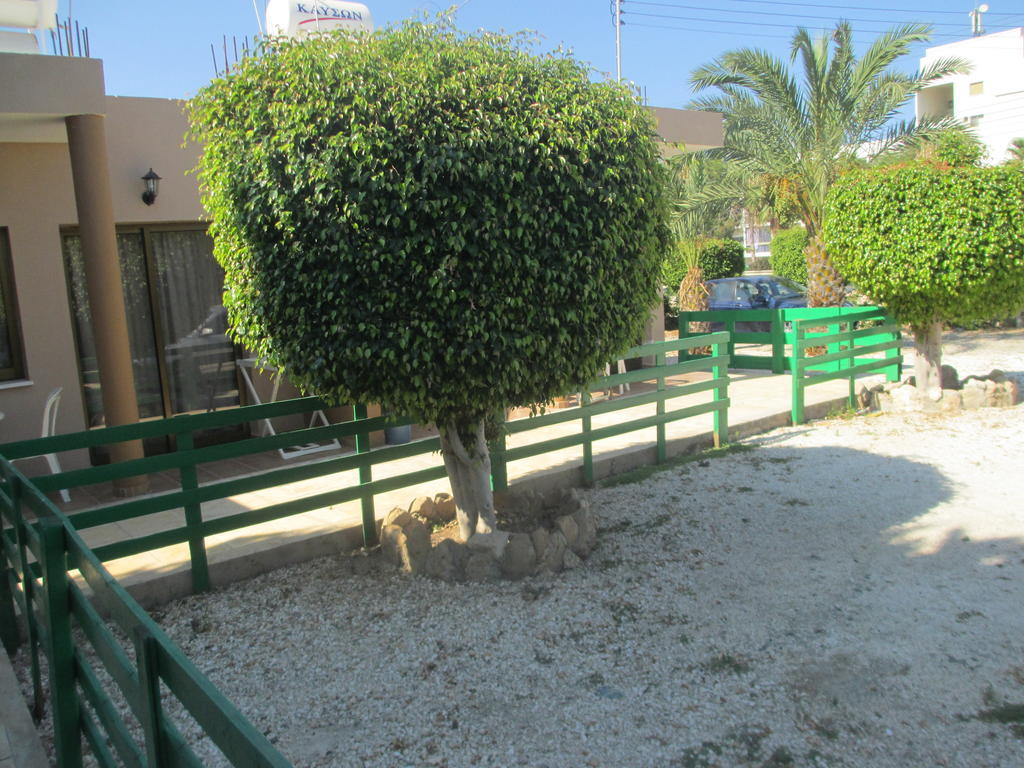 Klorakas Anastasia Holiday Apartments מראה חיצוני תמונה