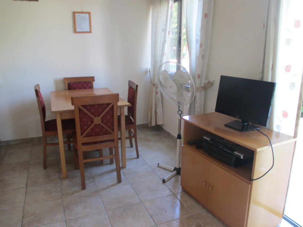Klorakas Anastasia Holiday Apartments חדר תמונה