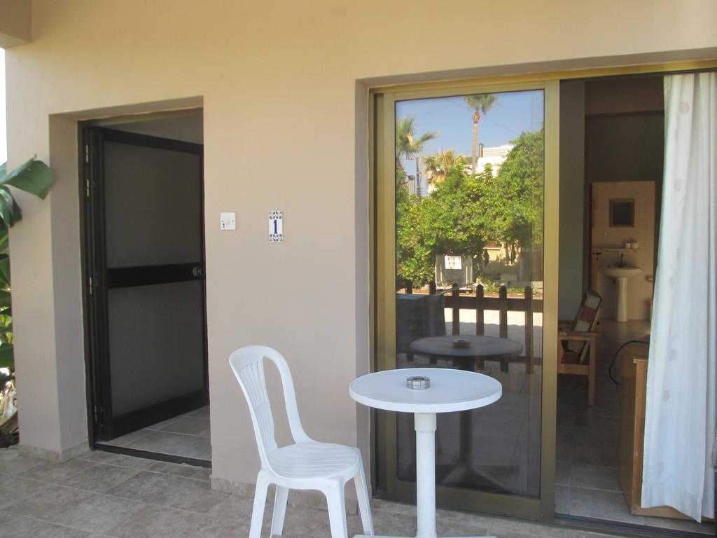 Klorakas Anastasia Holiday Apartments מראה חיצוני תמונה