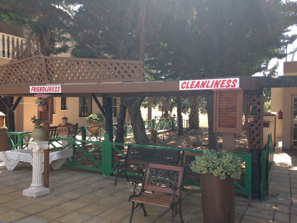 Klorakas Anastasia Holiday Apartments מראה חיצוני תמונה