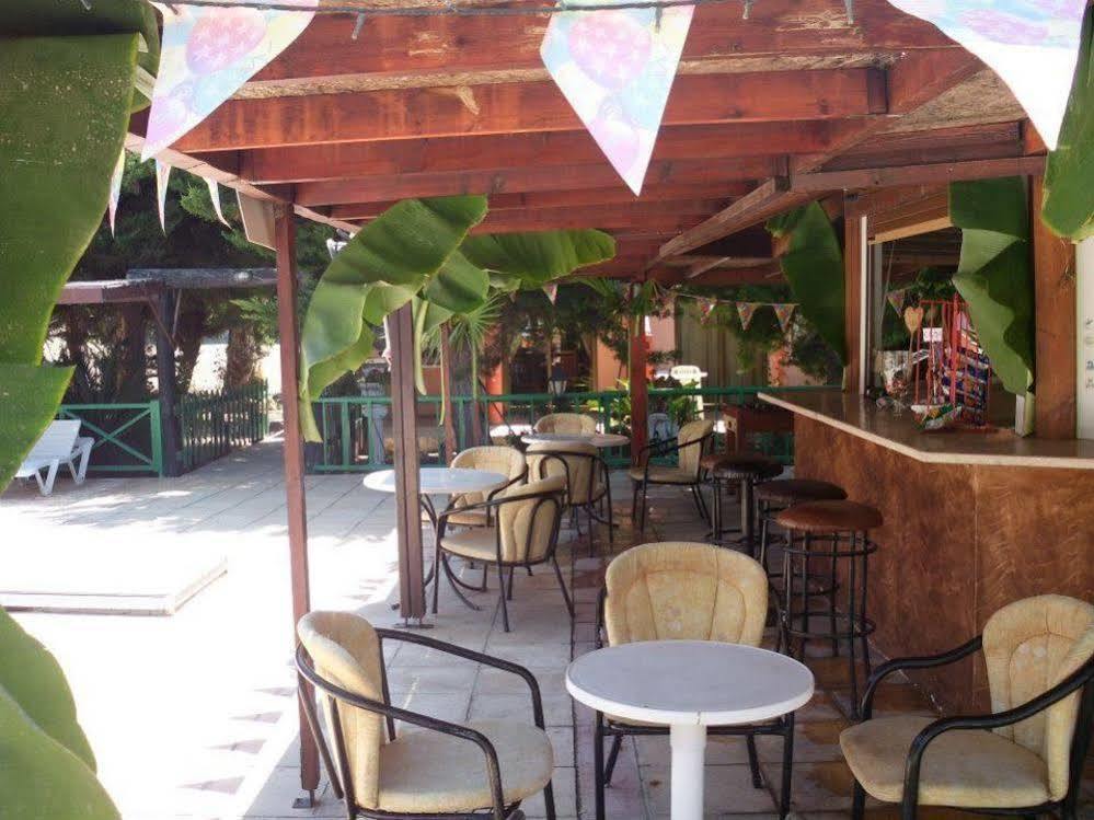 Klorakas Anastasia Holiday Apartments מראה חיצוני תמונה